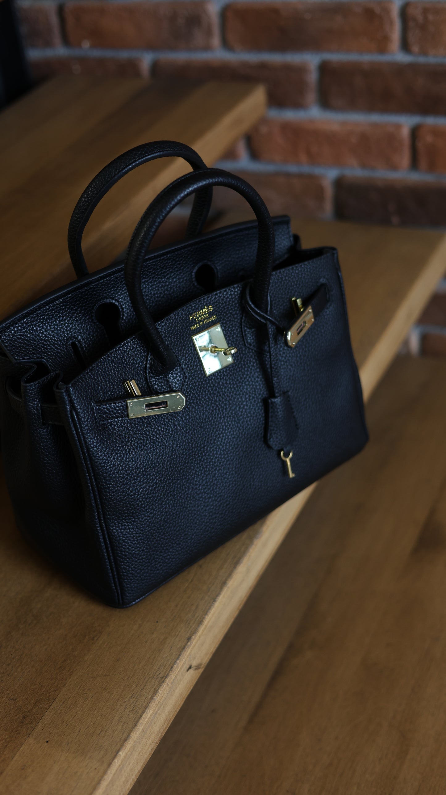 Hermès — Birkin Black 30