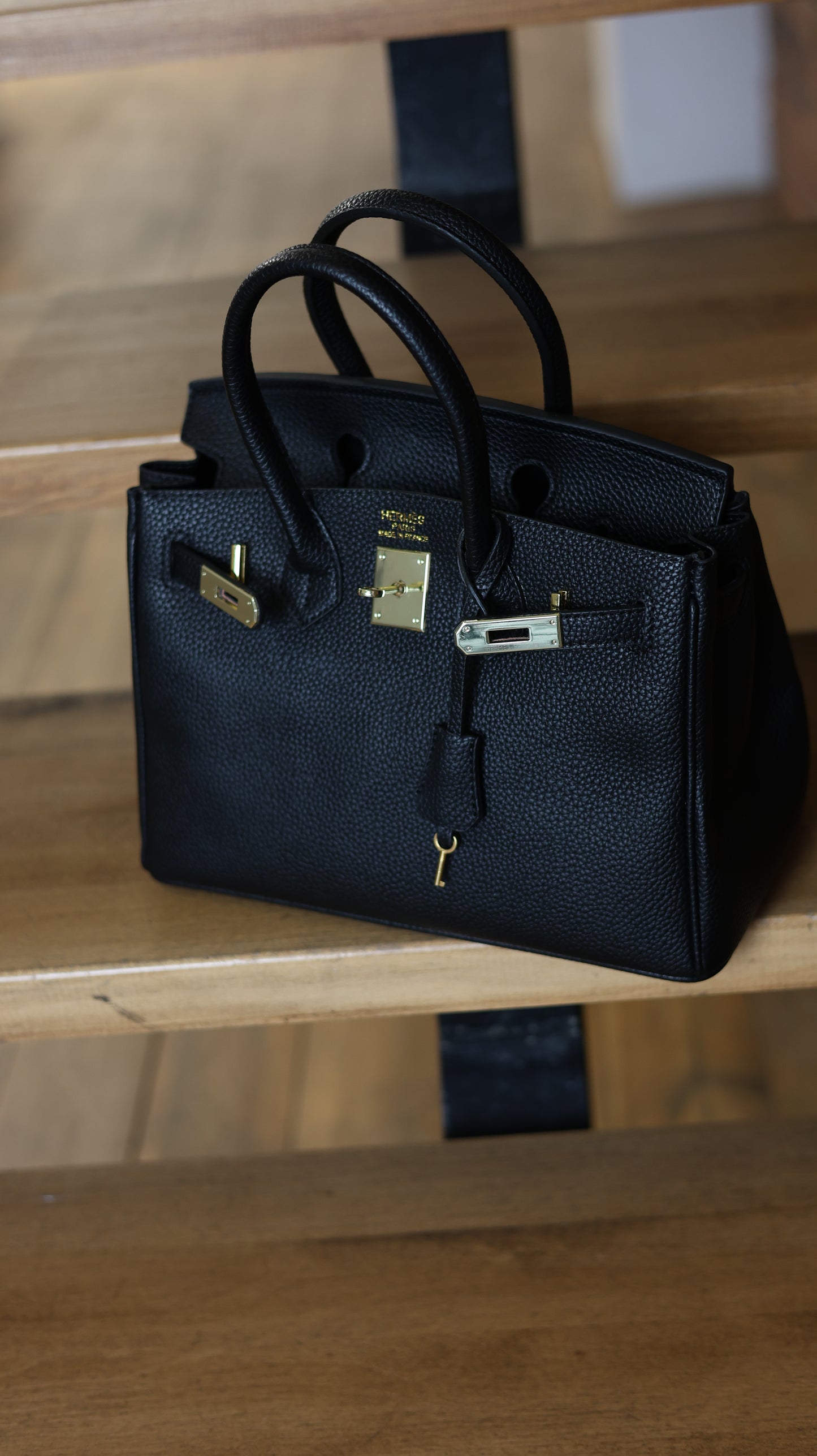 Hermès — Birkin Black 30