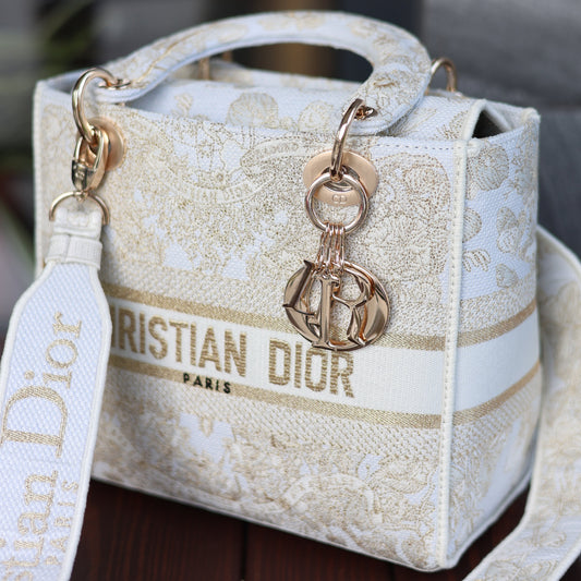 CHRISTIAN DIOR — Lady D-lite