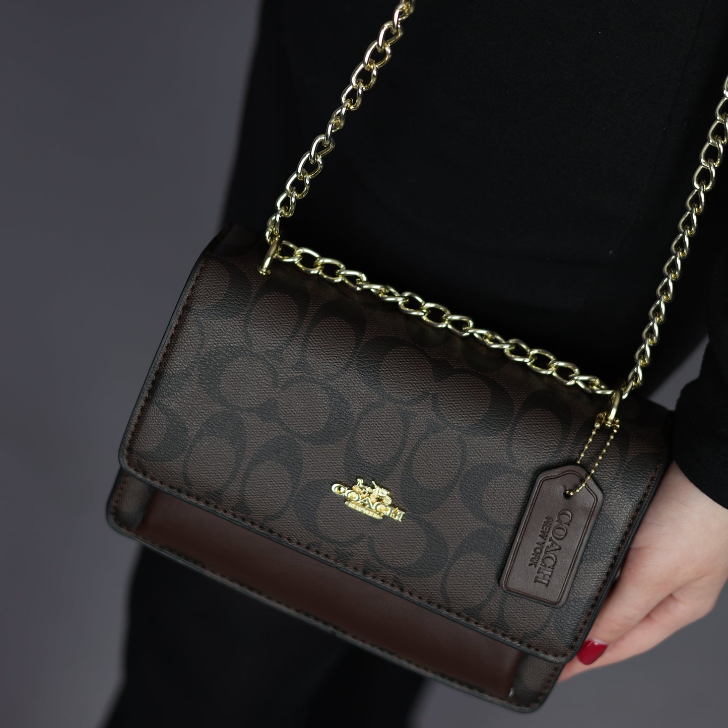 Coach  — mini klare crossbody